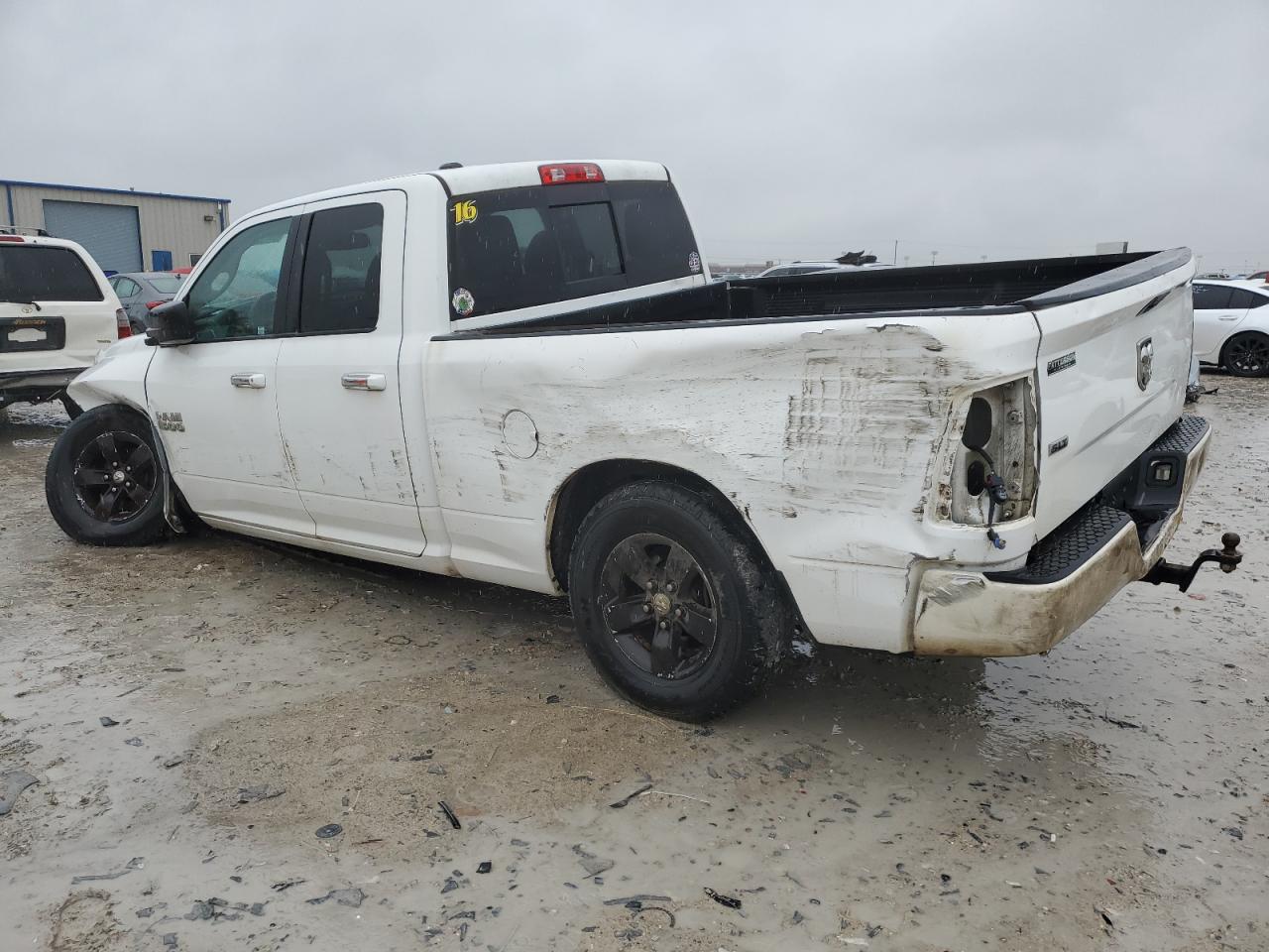 2015 RAM 1500 VIN 1C6RR6GT4FS658344 Copart auction photo, front end / side damage thumbnail 2