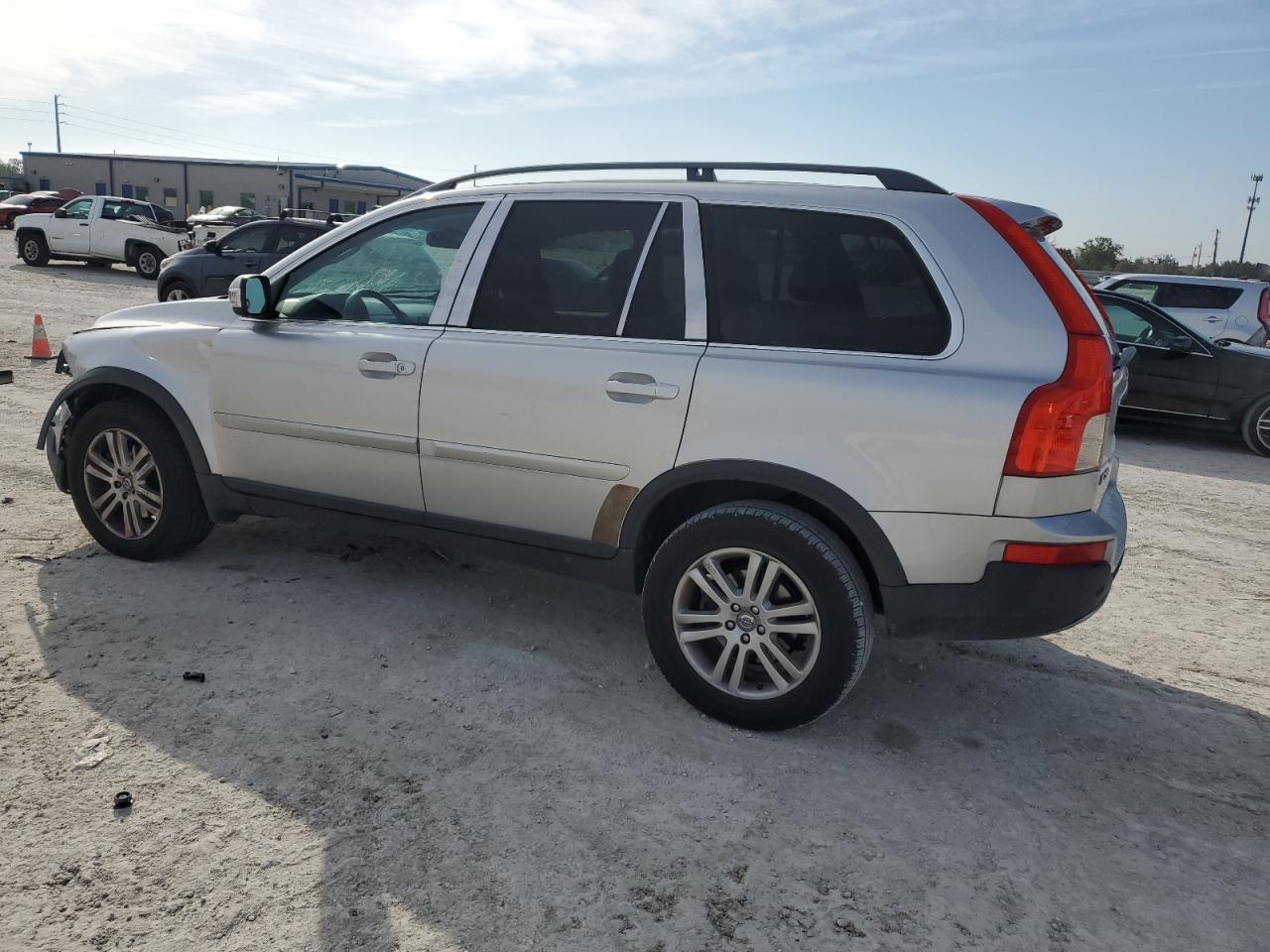 2010 Volvo XC90 VIN YV4982CY3A1534938 Copart auction photo, front end damage thumbnail 2