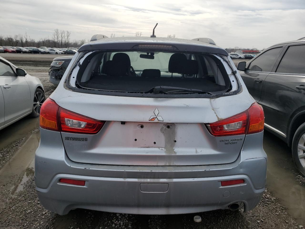 2011 Mitsubishi Outlander VIN JA4AR4AU5BZ014021 Copart auction photo, rear end damage thumbnail 6