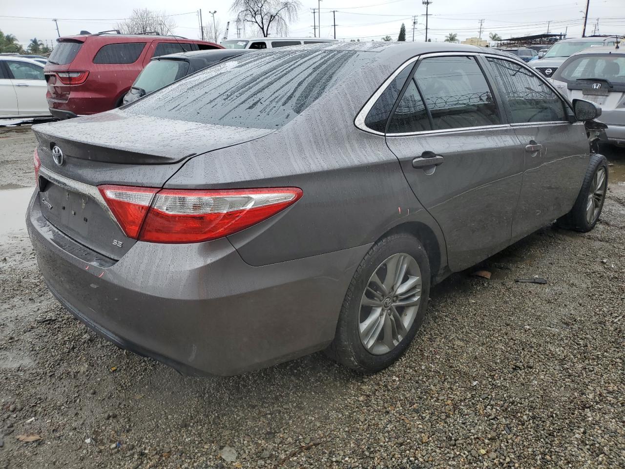 2016 Toyota Camry VIN 4T1BF1FK2GU533214 Copart auction photo, front end damage thumbnail 3