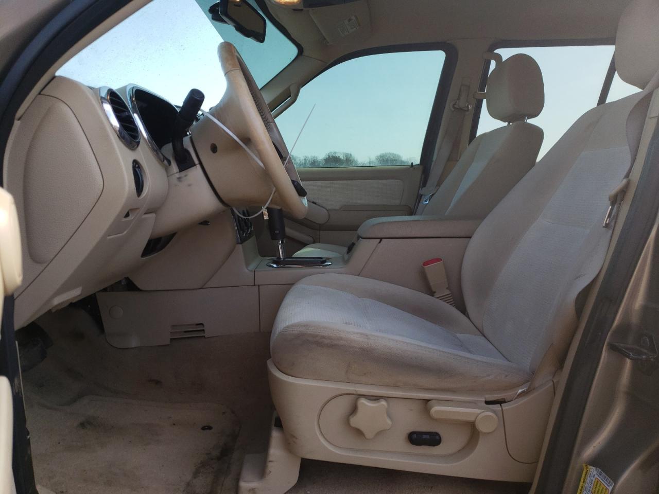 2006 Ford Explorer VIN 1FMEU73E56UA49069 Copart auction photo, rear end / minor dent/scratches damage thumbnail 7