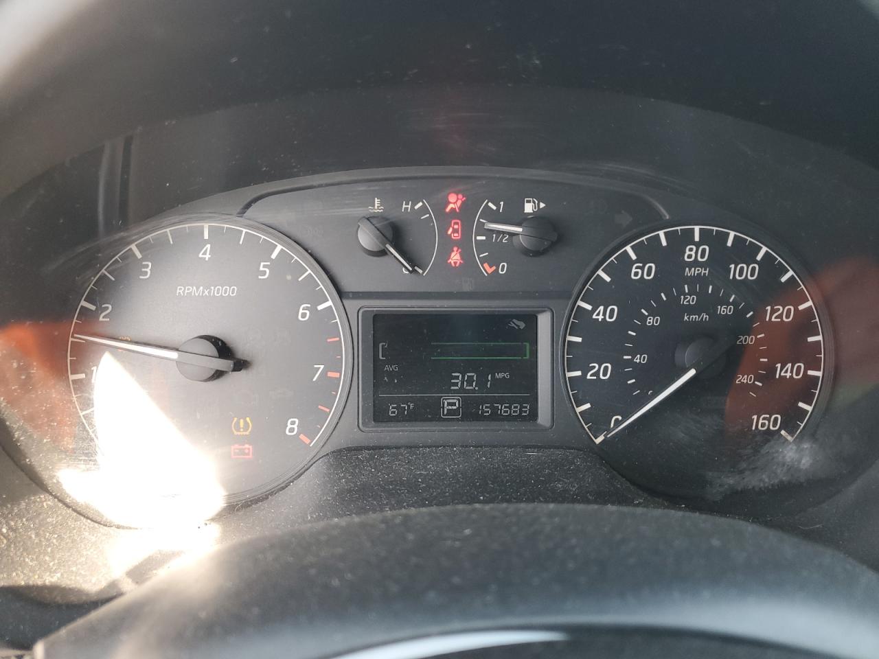 2014 Nissan Sentra VIN 3N1AB7AP5EY221998 Copart auction photo, minor dent/scratches damage thumbnail 9