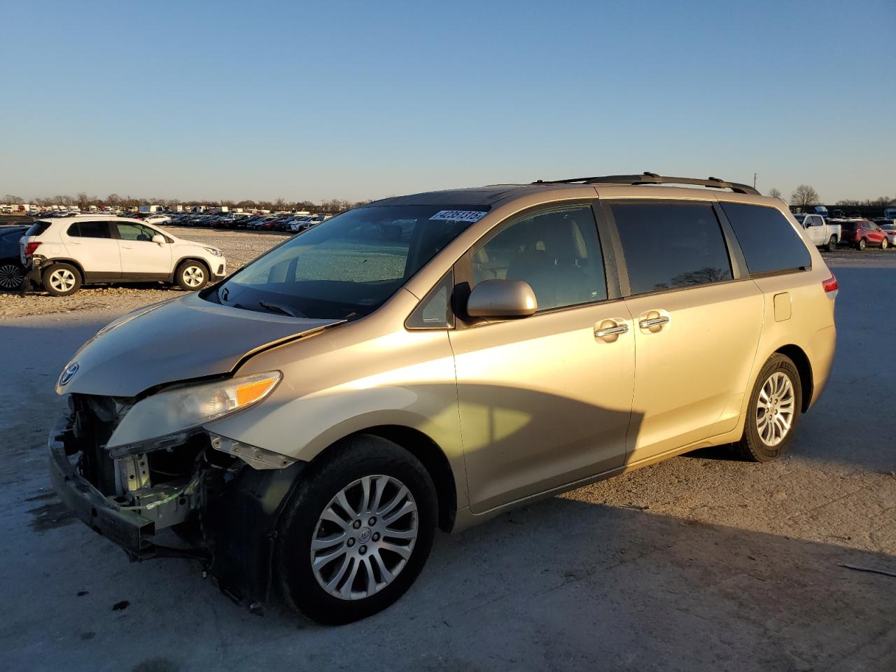 2011 Toyota Sienna VIN 5TDYK3DC4BS057885