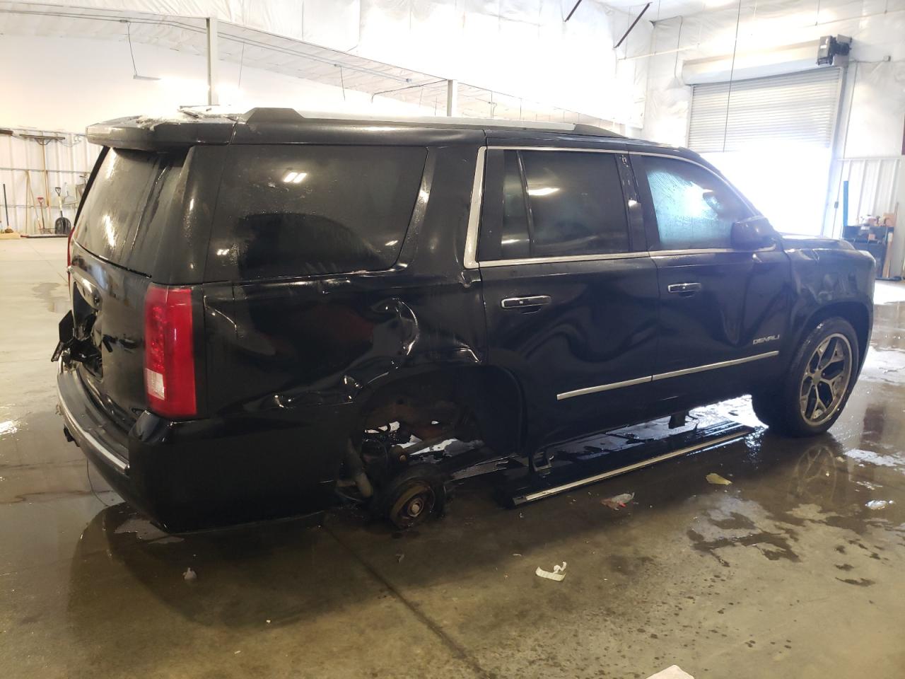 2015 GMC Yukon VIN 1GKS2CKJ5FR620393 Copart auction photo, rollover damage thumbnail 3