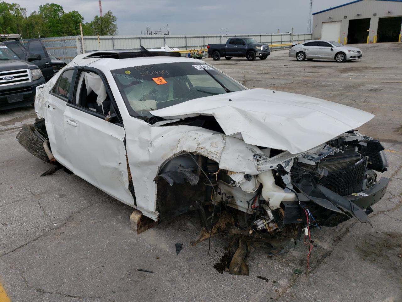 2014 Chrysler 300 VIN 2C3CCAGG0EH309729 Copart auction photo, all over damage thumbnail 4