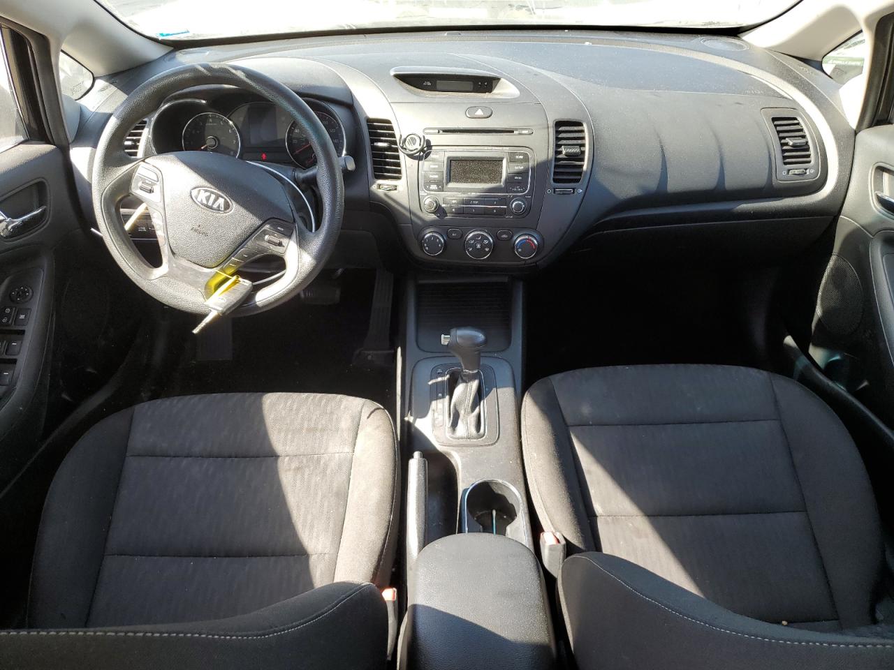 2016 KIA Forte VIN KNAFK4A66G5596529 Copart auction photo, side / front end damage thumbnail 8