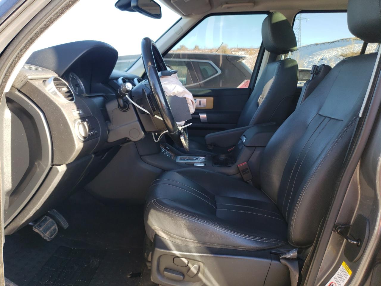 2016 Land Rover LR4 VIN SALAC2V62GA832313 Copart auction photo, front end / hail damage thumbnail 7