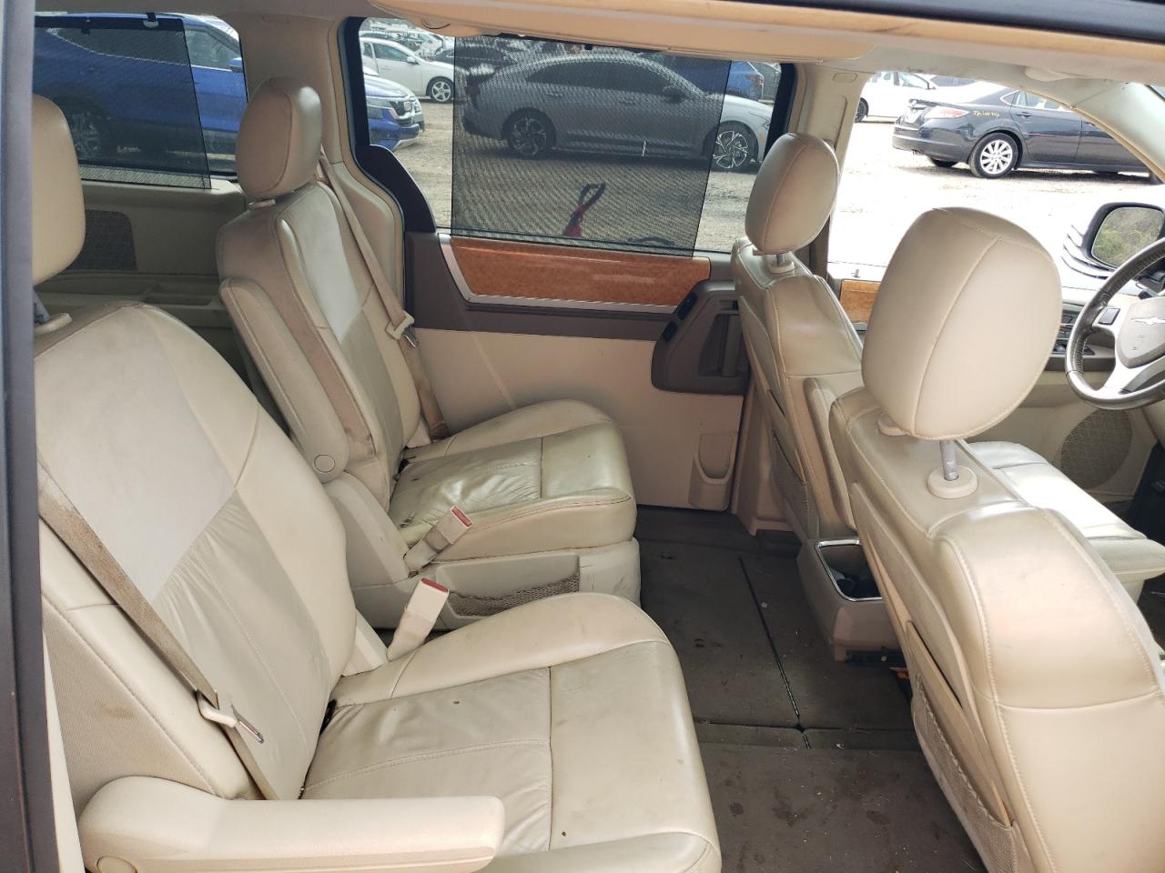 2008 Chrysler Town & Country VIN 2A8HR64X08R132270 Copart auction photo, minor dent/scratches damage thumbnail 11