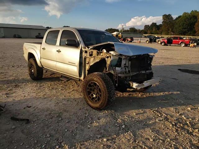 2011 Toyota Tacoma VIN 5TFLU4EN5BX012264 Copart auction photo, front end / side damage thumbnail 10