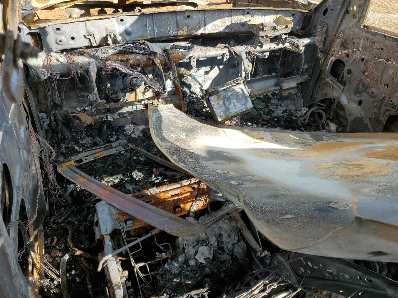 2016 Toyota Tacoma VIN 3TMEZ5CN9GM006094 Copart auction photo, burn damage thumbnail 8