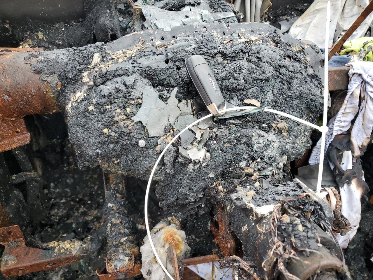 2020 Ford F-150 VIN 1FTEW1C51LKE02605 Copart auction photo, burn damage thumbnail 9