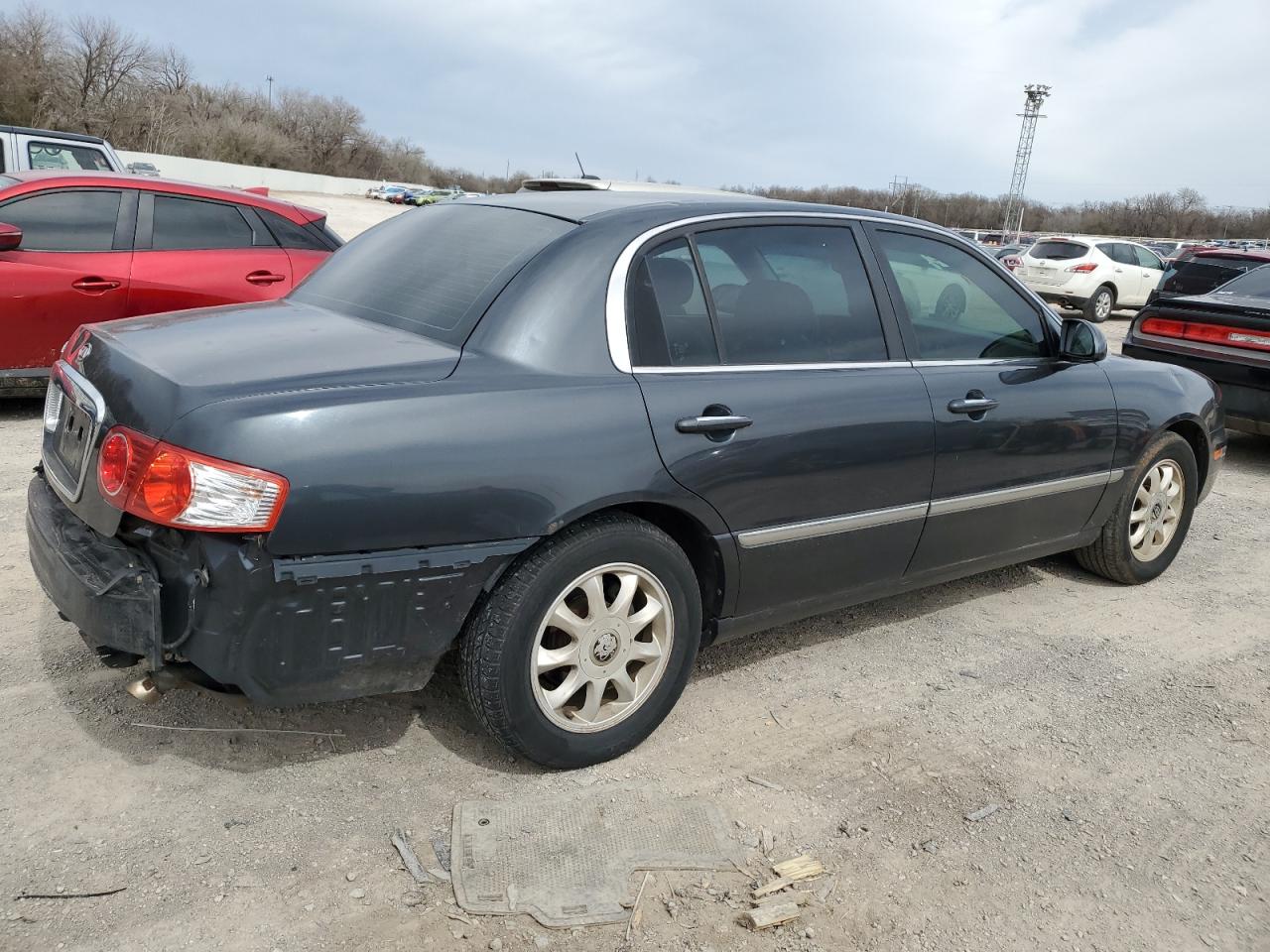 2005 KIA Amanti VIN KNALD124955073978 Copart auction photo, rear end / side damage thumbnail 3
