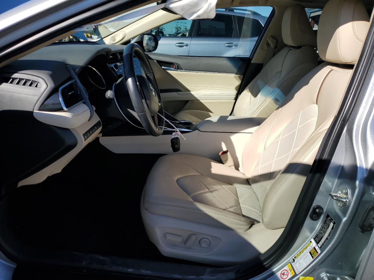 2018 Toyota Camry VIN 4T1B21HK9JU505992 Copart auction photo, side / undercarriage damage thumbnail 7