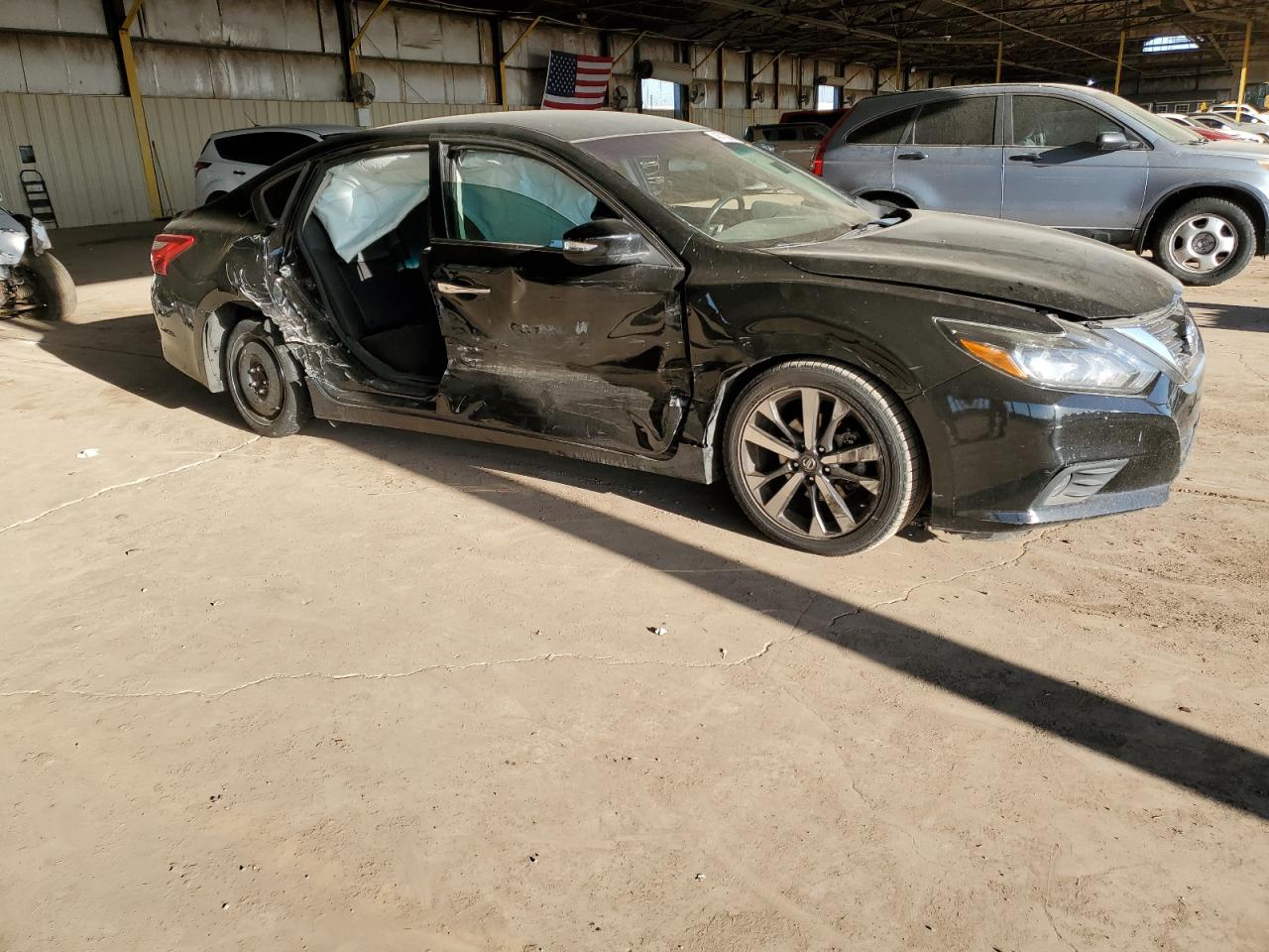 2016 Nissan Altima VIN 1N4BL3AP6GC224921 Copart auction photo, side / minor dent/scratches damage thumbnail 4