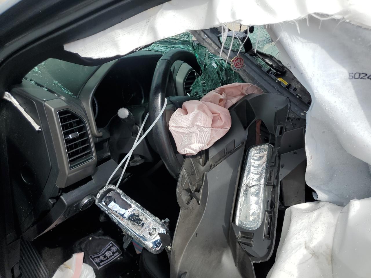 2019 Ford Expedition VIN 1FMJK1HT5KEA38263 Copart auction photo, rollover damage thumbnail 8