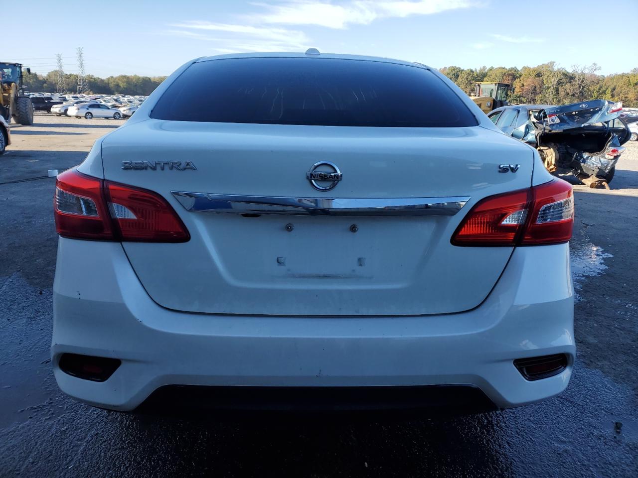 2017 Nissan Sentra VIN 3N1AB7AP9HY226691 Copart auction photo, front end damage thumbnail 6