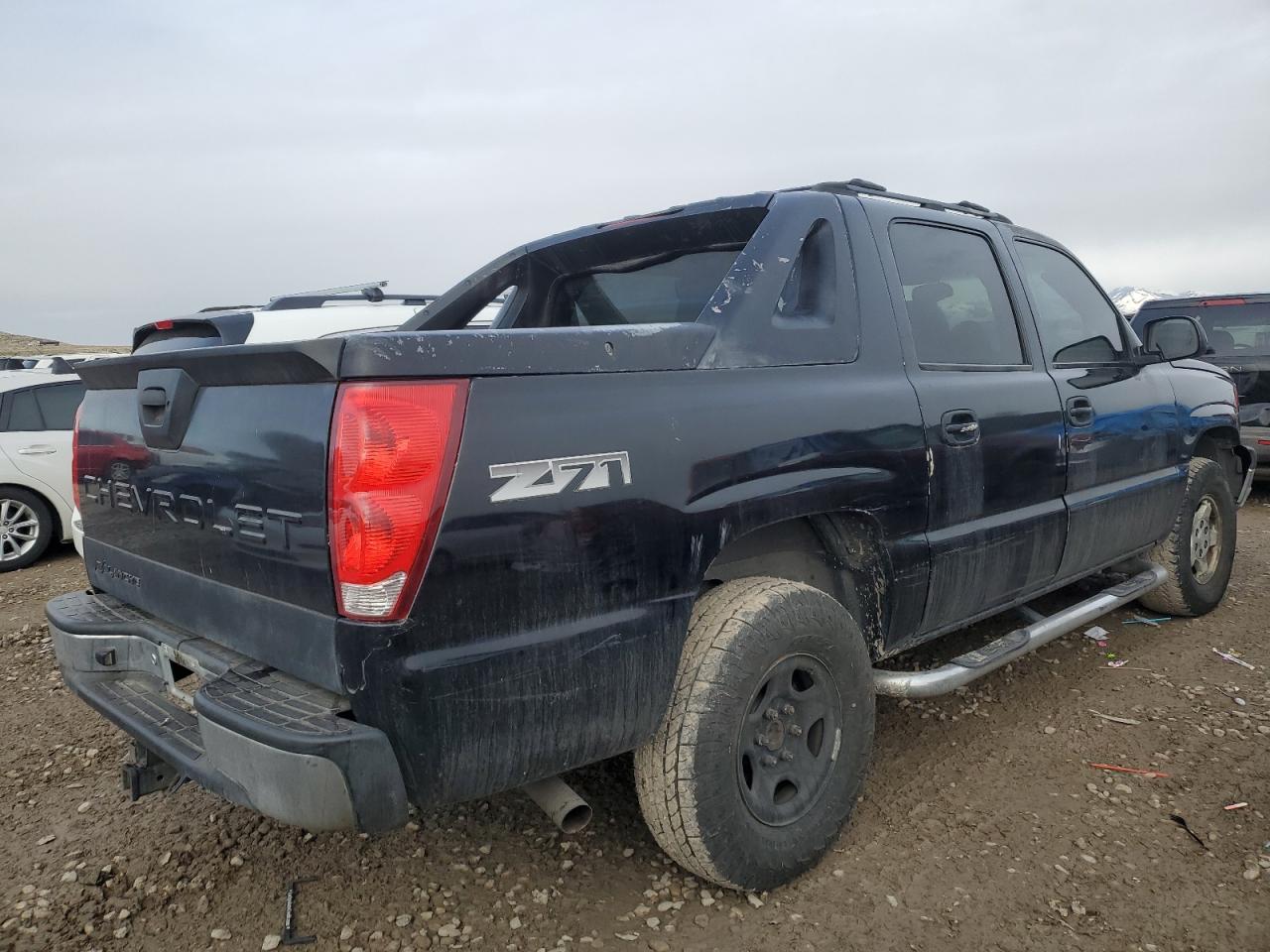 2004 Chevrolet Avalanche VIN 3GNEK12T84G336954 Copart auction photo, front end damage thumbnail 3