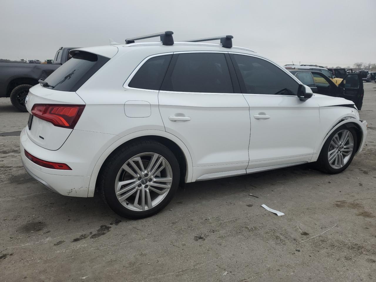 2020 Audi Q5 VIN WA1BNAFYXL2024192 Copart auction photo, front end / minor dent/scratches damage thumbnail 3