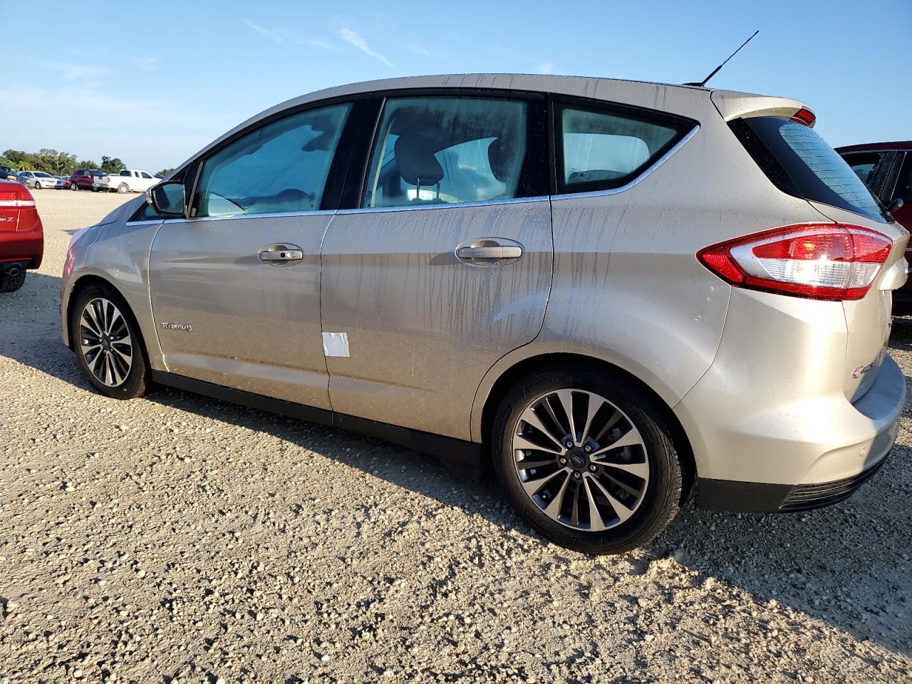 2018 Ford C-MAX VIN 1FADP5DU0JL105330 Copart auction photo, water/flood damage thumbnail 2