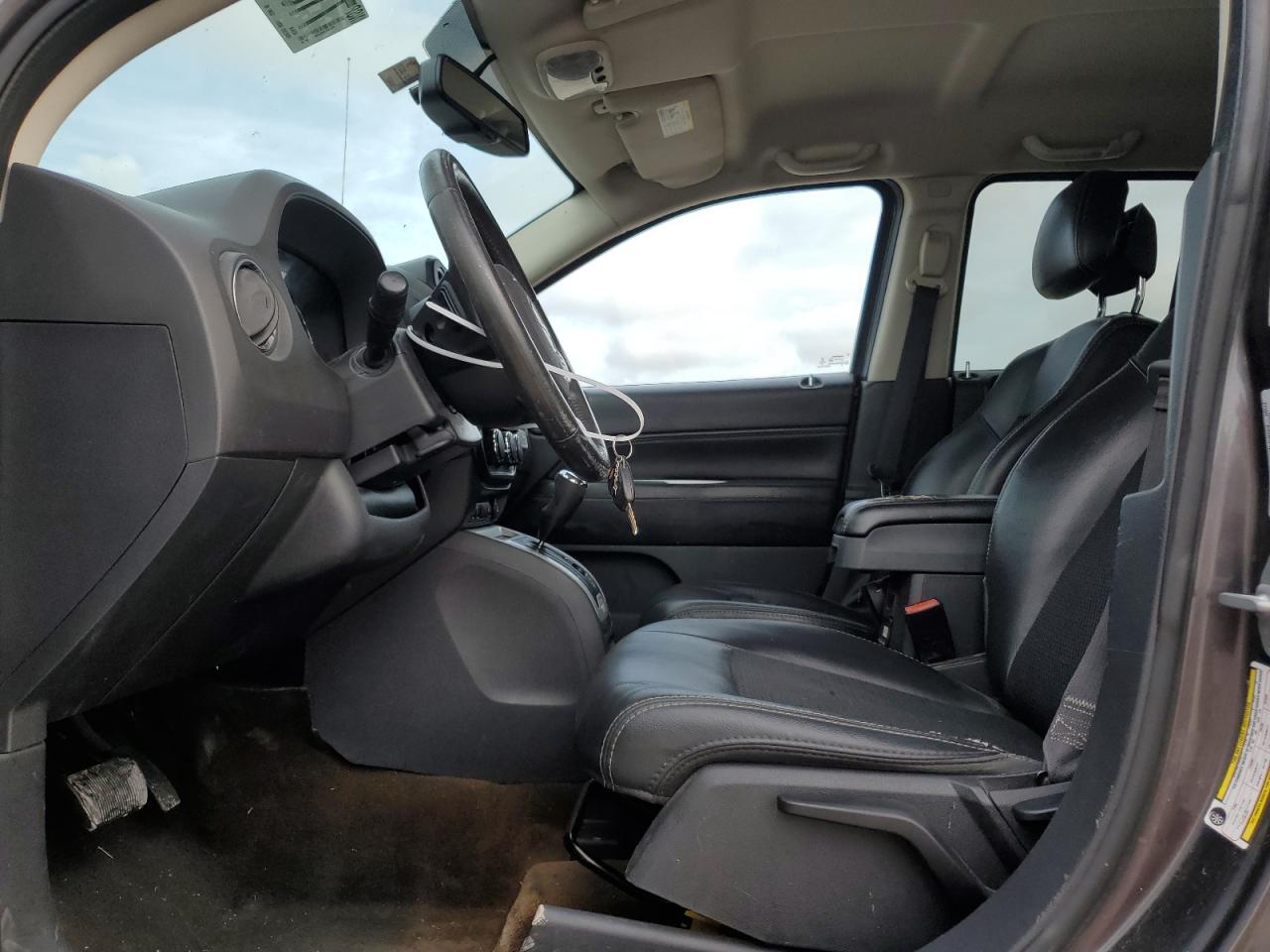 2016 Jeep Compass VIN 1C4NJCEB8GD664628 Copart auction photo, all over damage thumbnail 8