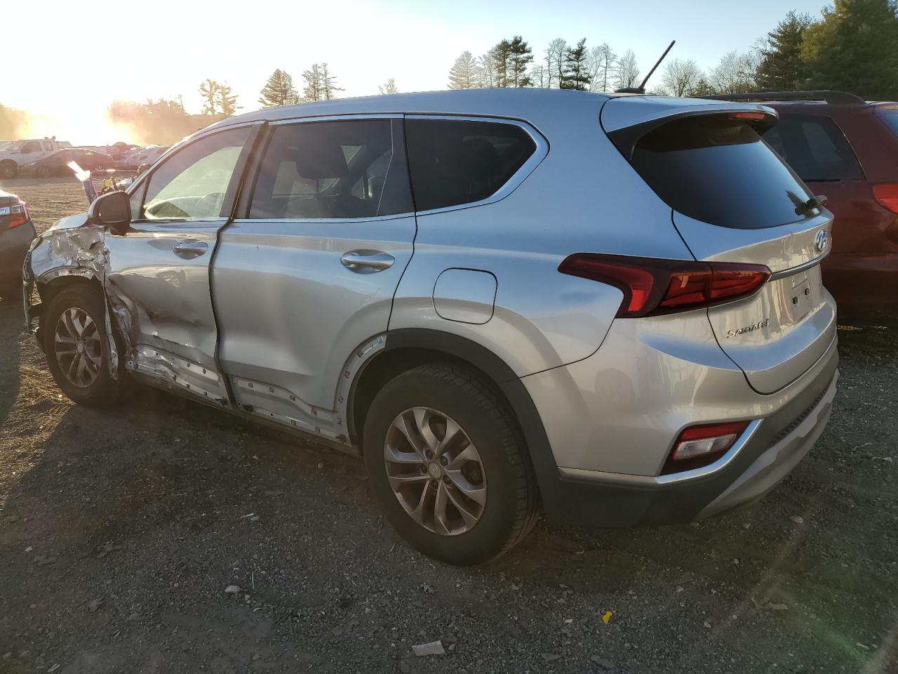 2019 Hyundai Santa Fe VIN 5NMS23AD7KH115199 Copart auction photo, front end / side damage thumbnail 2