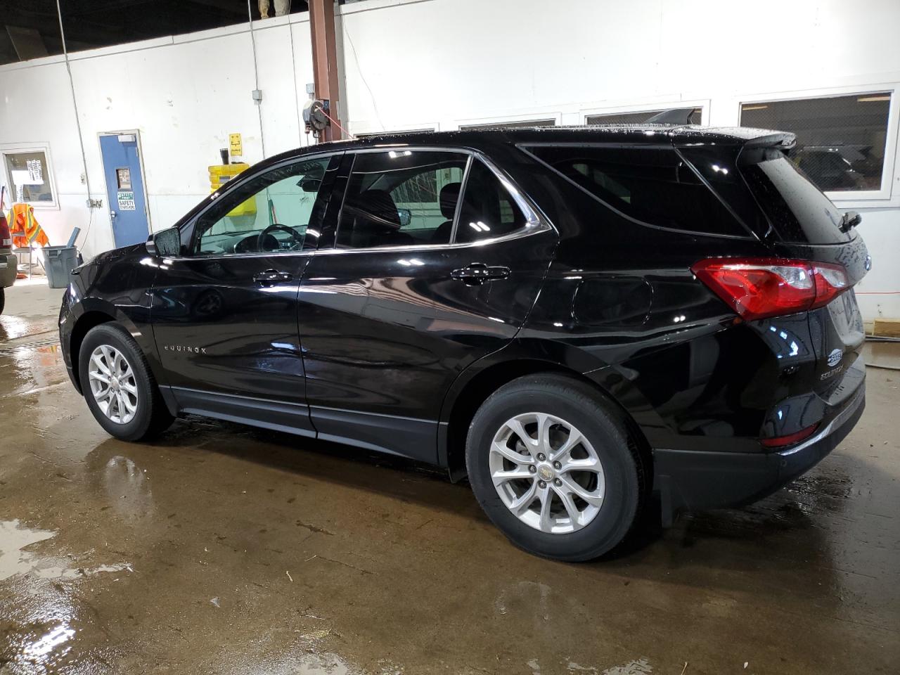 2019 Chevrolet Equinox VIN 3GNAXKEV3KL166302 Copart auction photo, front end damage thumbnail 2