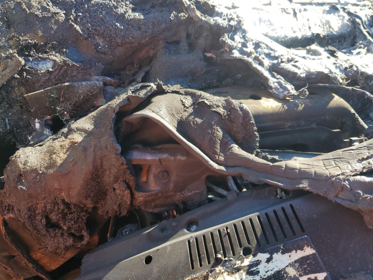 2013 Ford Explorer VIN 1FM5K7D8XDGC43400 Copart auction photo, burn damage thumbnail 9