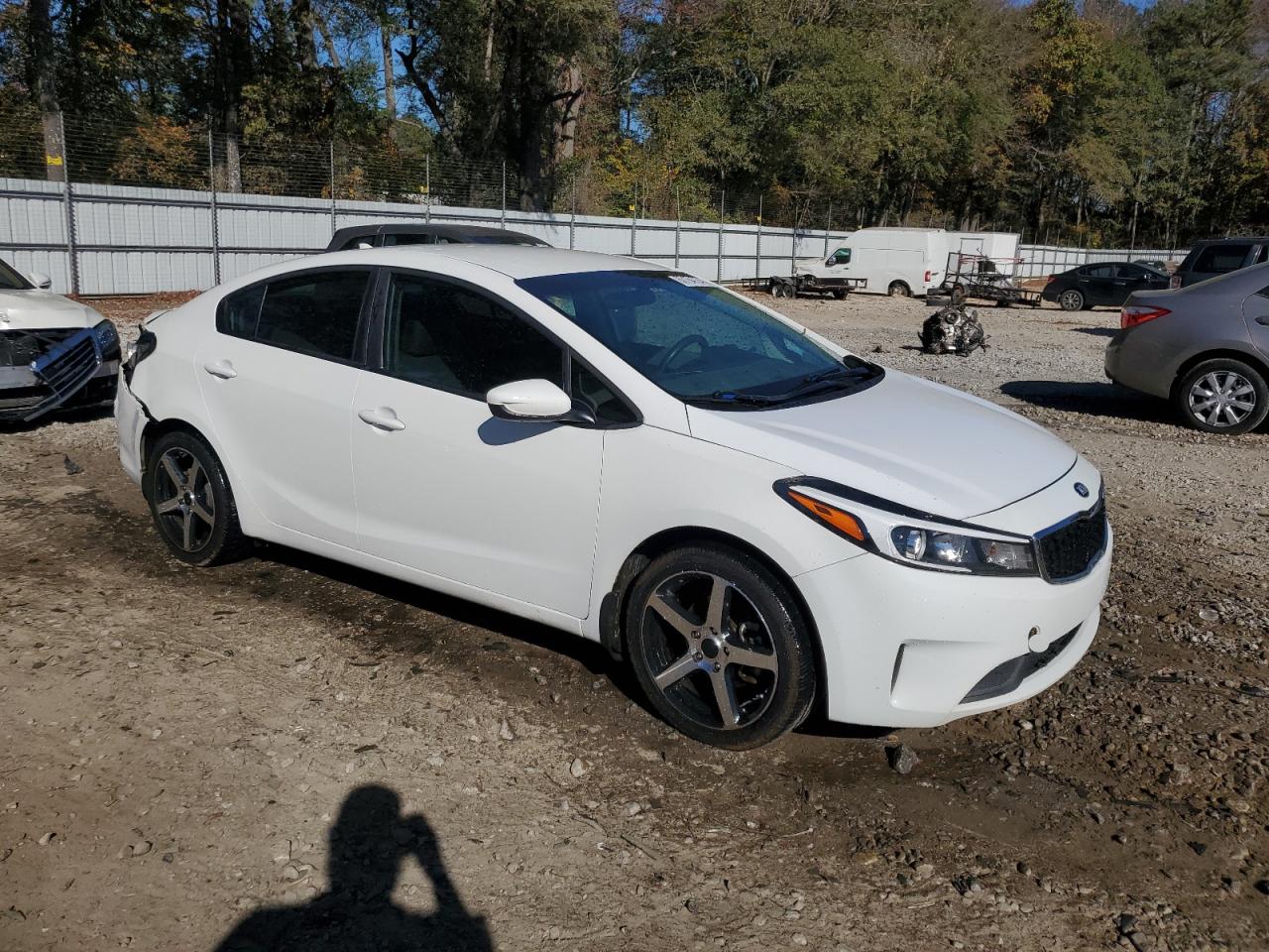2018 KIA Forte VIN 3KPFK4A70JE196179 Copart auction photo, rear end damage thumbnail 4