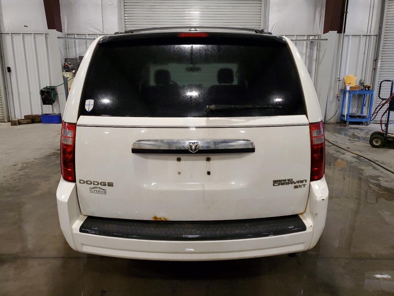 2010 Dodge Caravan VIN 2D4RN5D15AR210726 Copart auction photo, front end damage thumbnail 6
