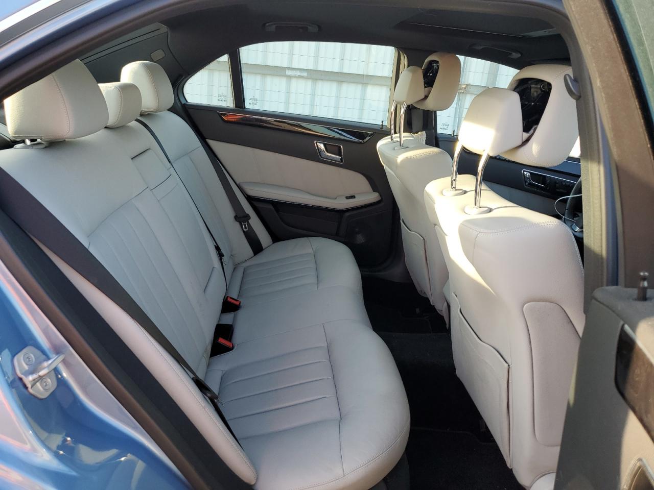 2011 Mercedes-Benz E-klasse VIN WDDHF5GB1BA319996 Copart auction photo, rear end / front end damage thumbnail 10