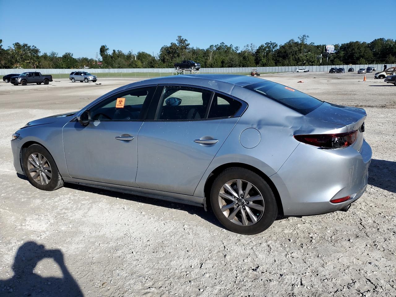 2020 Mazda 3 VIN 3MZBPABL0LM136922 Copart auction photo, water/flood / all over damage thumbnail 2