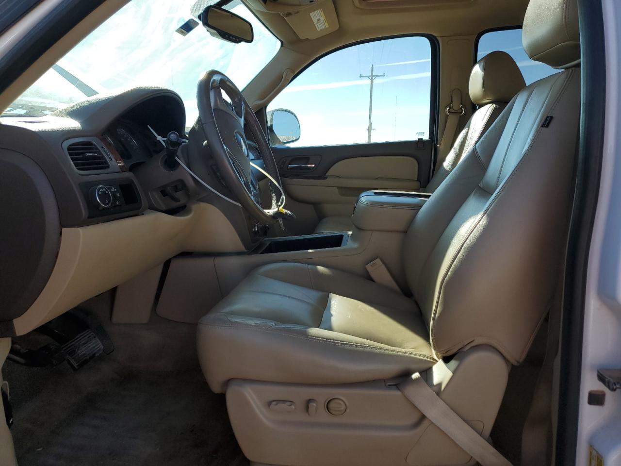 2013 Chevrolet Tahoe VIN 1GNSCBE05DR379378 Copart auction photo, front end / side damage thumbnail 7