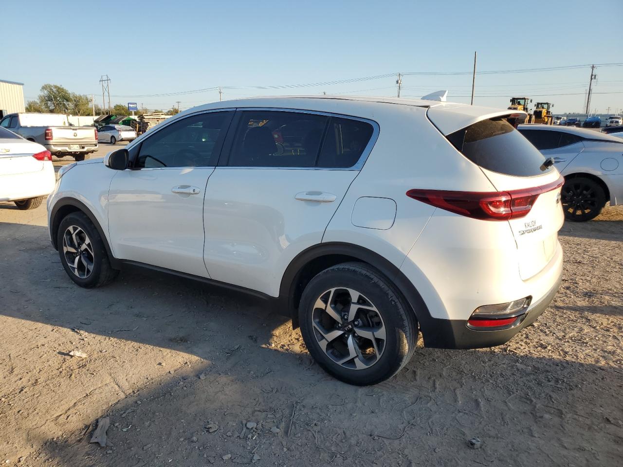 2020 KIA Sportage VIN KNDPM3AC7L7734899 Copart auction photo, hail / minor dent/scratches damage thumbnail 2