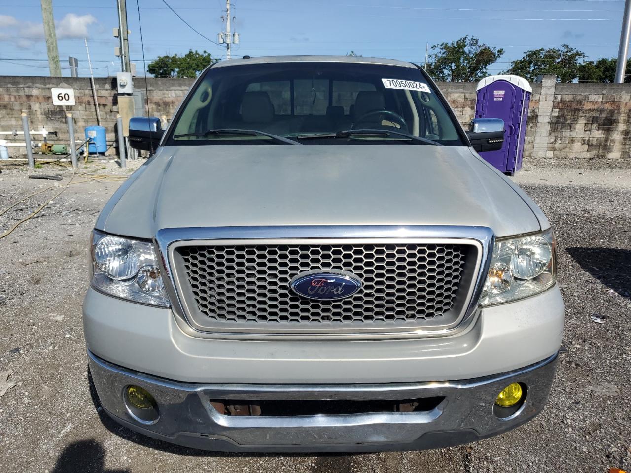 2006 Ford F-150 VIN 1FTPW12V76FA89762 Copart auction photo, minor dent/scratches damage thumbnail 5