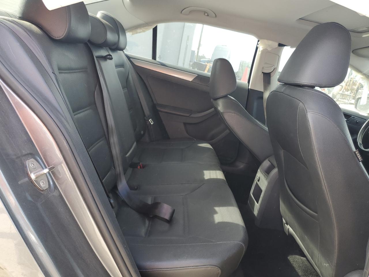 2018 Volkswagen Jetta VIN 3VWDB7AJ8JM247466 Copart auction photo, front end / minor dent/scratches damage thumbnail 11