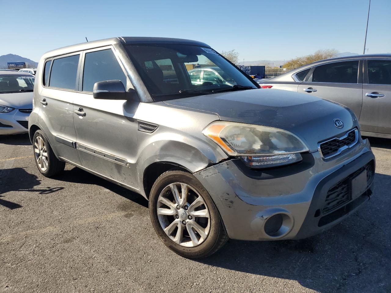 2012 KIA Soul VIN KNDJT2A6XC7450261 Copart auction photo, front end damage thumbnail 4