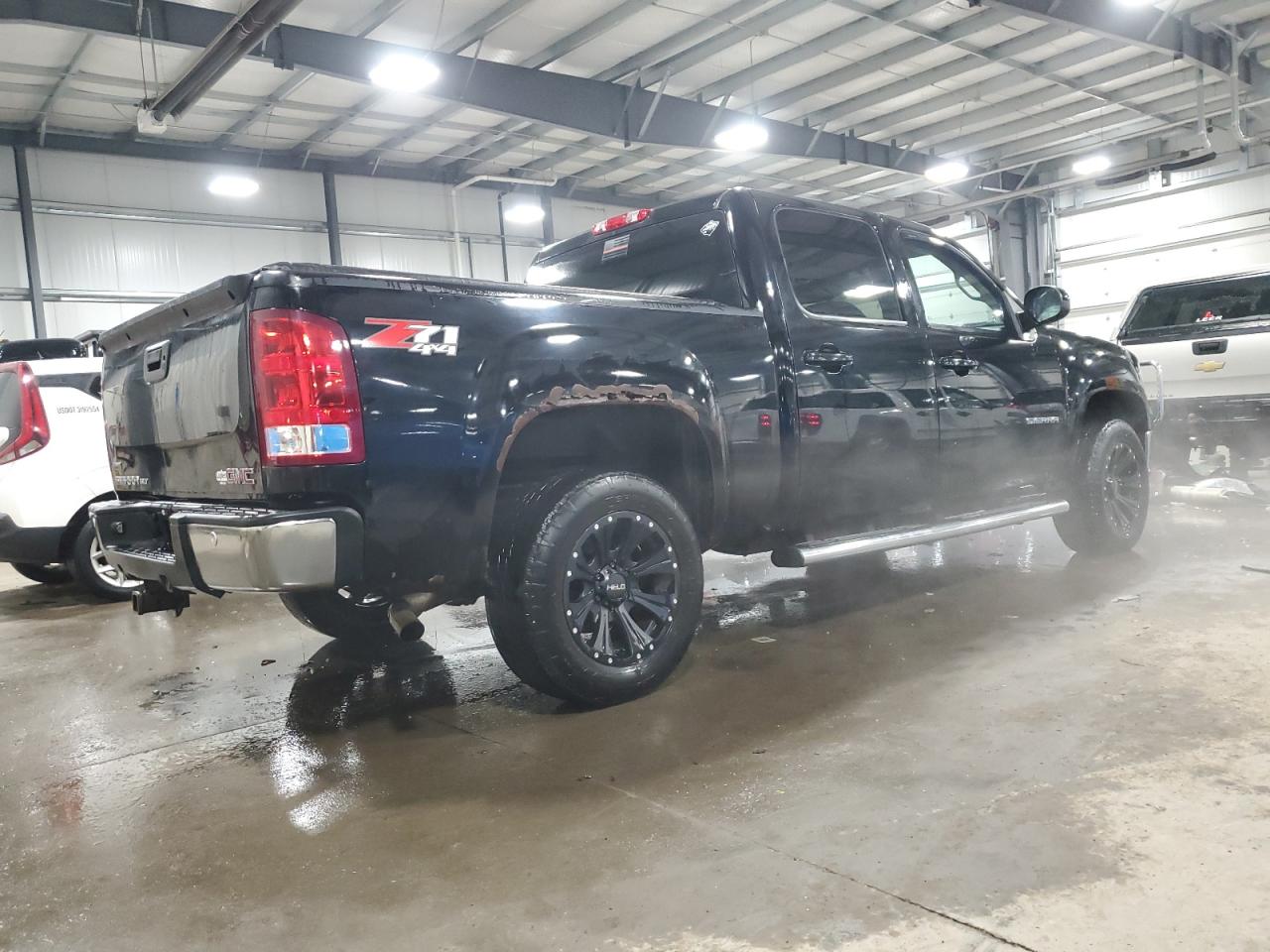 2011 GMC Sierra VIN 3GTP2WE37BG292758 Copart auction photo, front end damage thumbnail 3