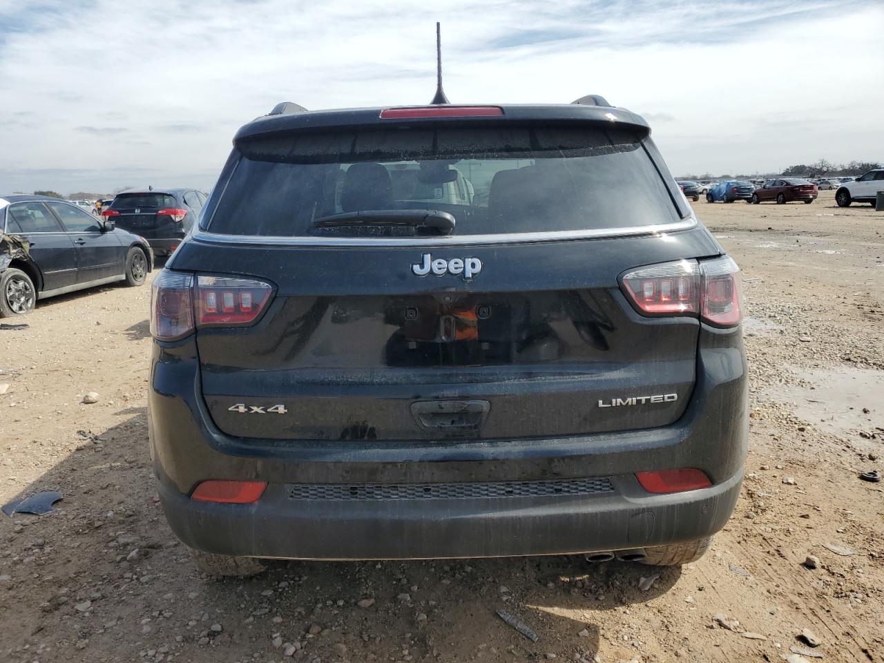 2022 Jeep Compass VIN 3C4NJDCB6NT100511 Copart auction photo, front end damage thumbnail 6