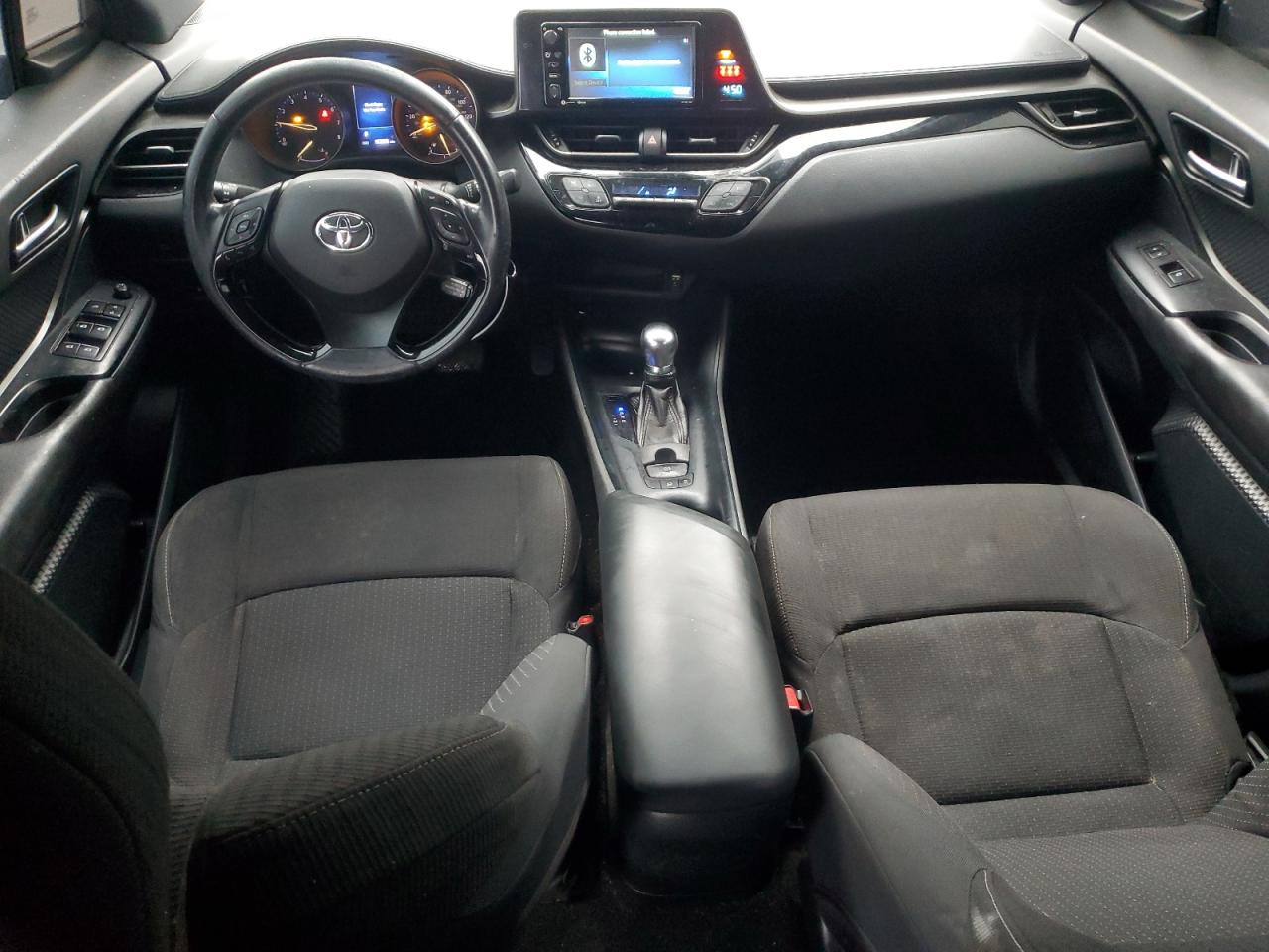 2018 Toyota C-HR VIN NMTKHMBXXJR034060 Copart auction photo, minor dent/scratches damage thumbnail 8