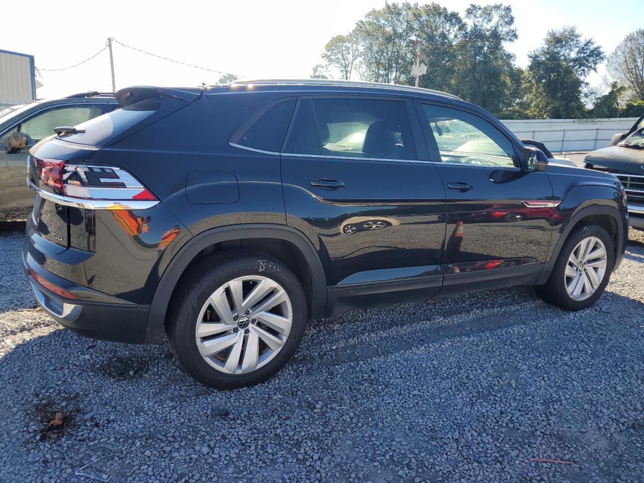 2021 Volkswagen Atlas VIN 1V2KE2CA0MC219599 Copart auction photo, top/roof / water/flood damage thumbnail 3