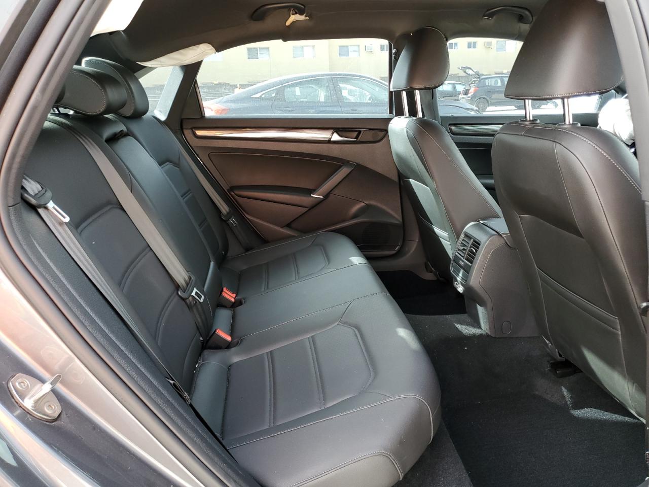2021 Volkswagen Passat VIN 1VWMA7A33MC006005 Copart auction photo, front end / minor dent/scratches damage thumbnail 10
