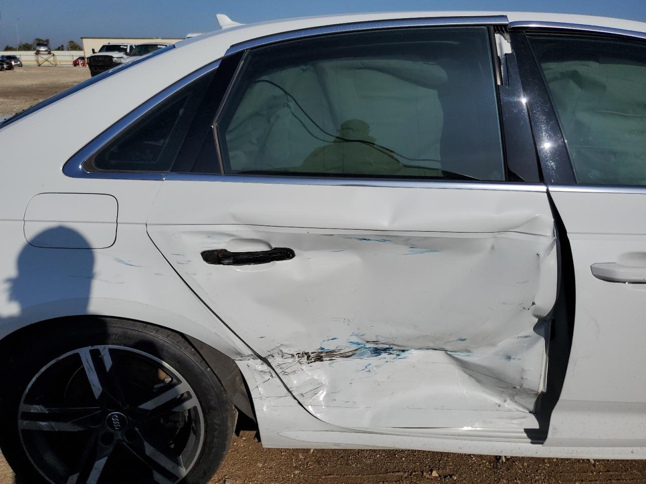 2018 Audi A4 VIN WAUENAF48JN000708 Copart auction photo, side damage thumbnail 10