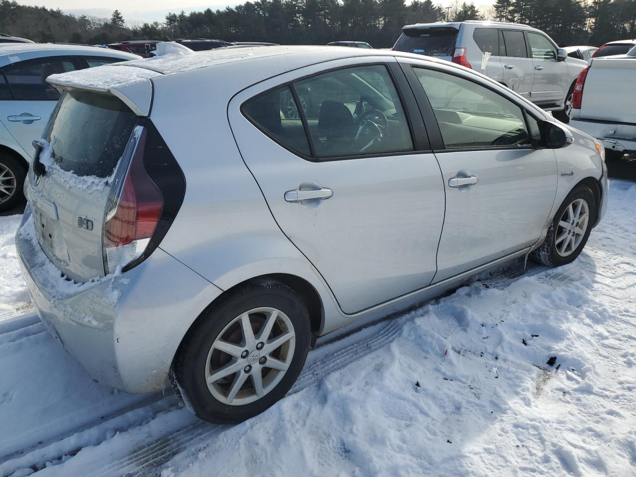 2015 Toyota Prius VIN JTDKDTB39F1106875 Copart auction photo, front end damage thumbnail 3
