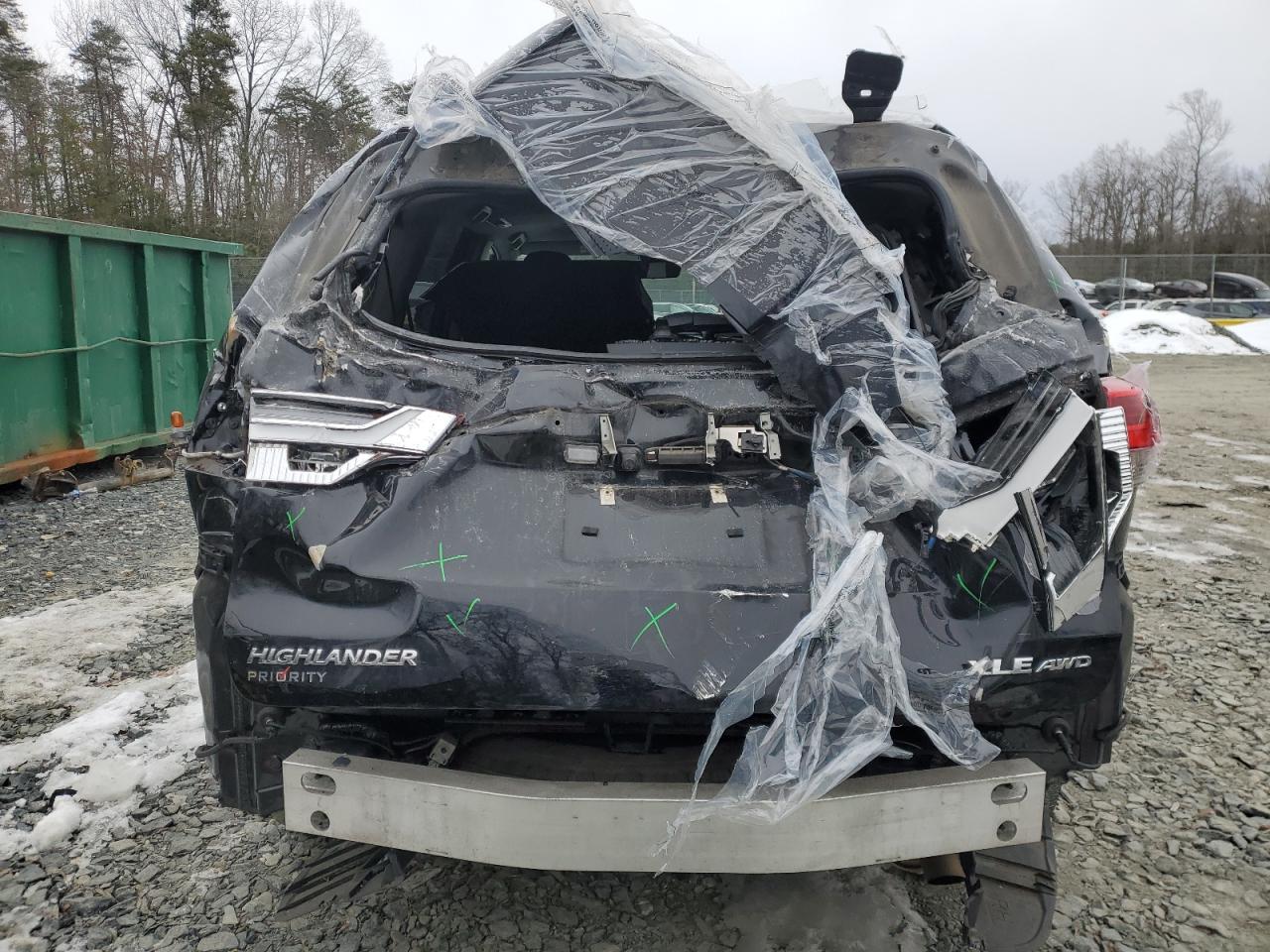 2019 Toyota Highlander VIN 5TDJZRFH5KS596203 Copart auction photo, rear end damage thumbnail 6