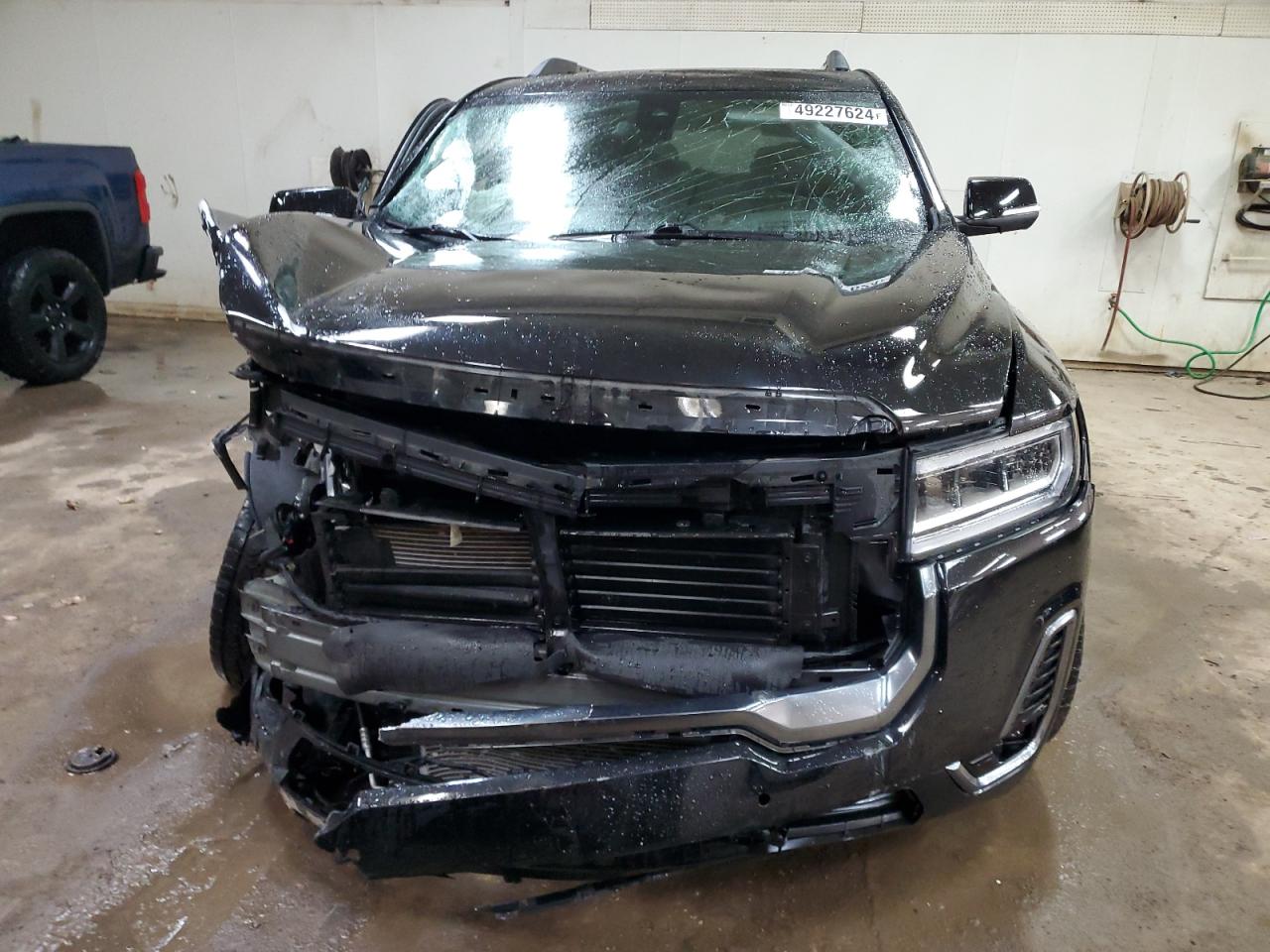 2022 GMC Acadia VIN 1GKKNLLSXNZ114426 Copart auction photo, all over damage thumbnail 5