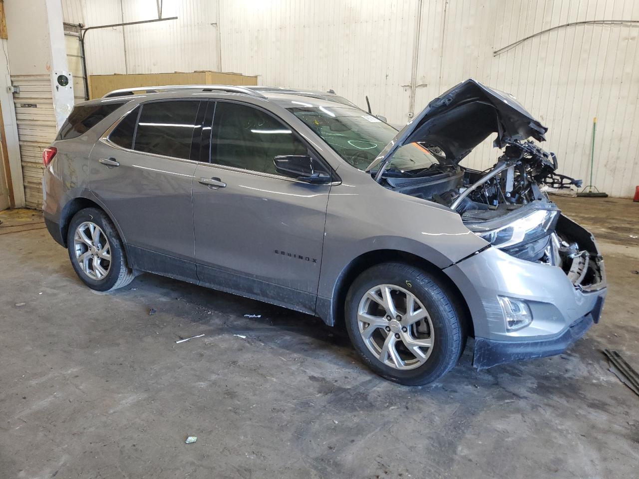 2019 Chevrolet Equinox VIN 3GNAXLEX4KS580301 Copart auction photo, front end damage thumbnail 4
