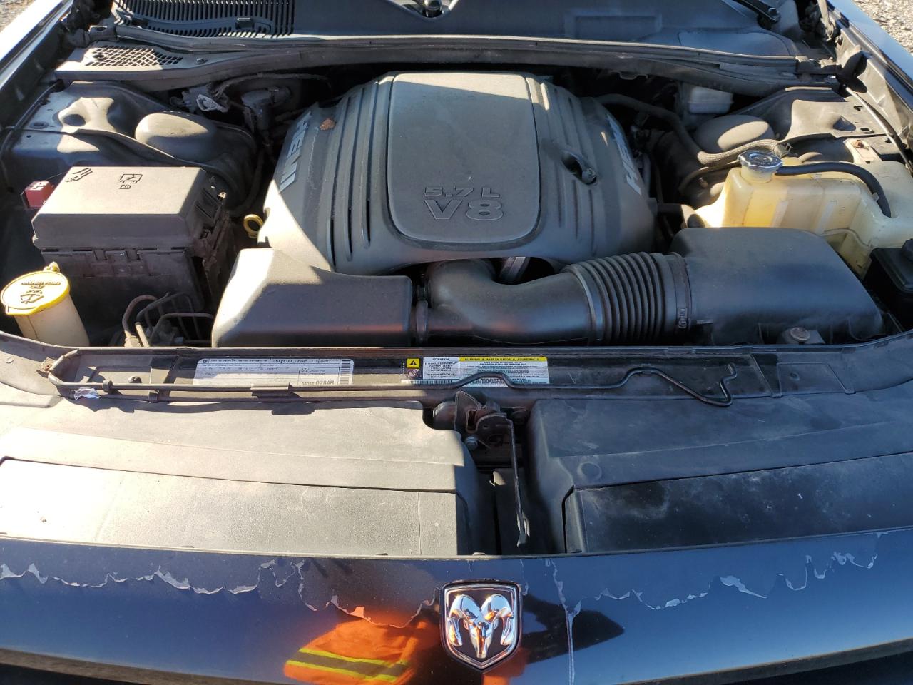 2010 Dodge Challenger VIN 2B3CJ5DT7AH223971 Copart auction photo, minor dent/scratches damage thumbnail 11
