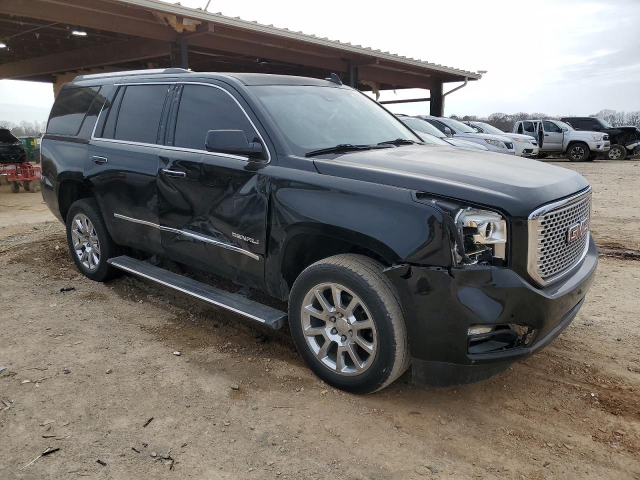 2015 GMC Yukon VIN 1GKS1CKJ2FR547342 Copart auction photo, side / front end damage thumbnail 4