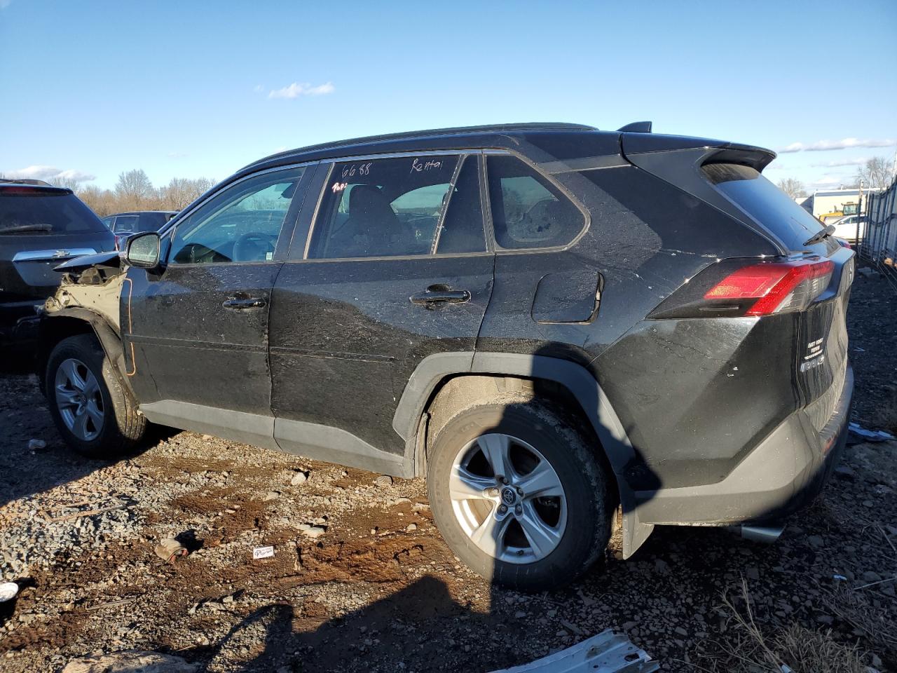 2019 Toyota RAV 4 VIN 2T3P1RFV7KW040593 Copart auction photo, front end damage thumbnail 2