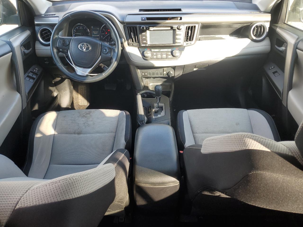 2016 Toyota RAV 4 VIN 2T3RFREV5GW423273 Copart auction photo, rear end / minor dent/scratches damage thumbnail 8